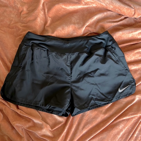 NWT Nike Dri-fit shorts - Picture 1 of 4